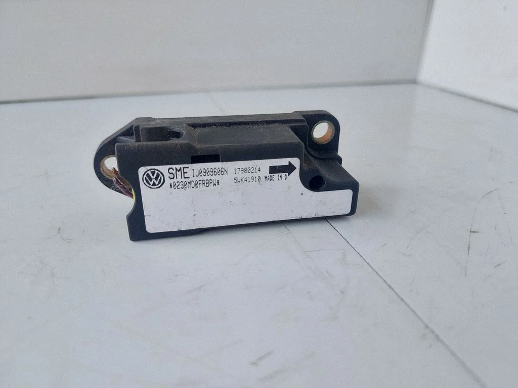 Airbag deployment crash/impact sensor 1J0909606N