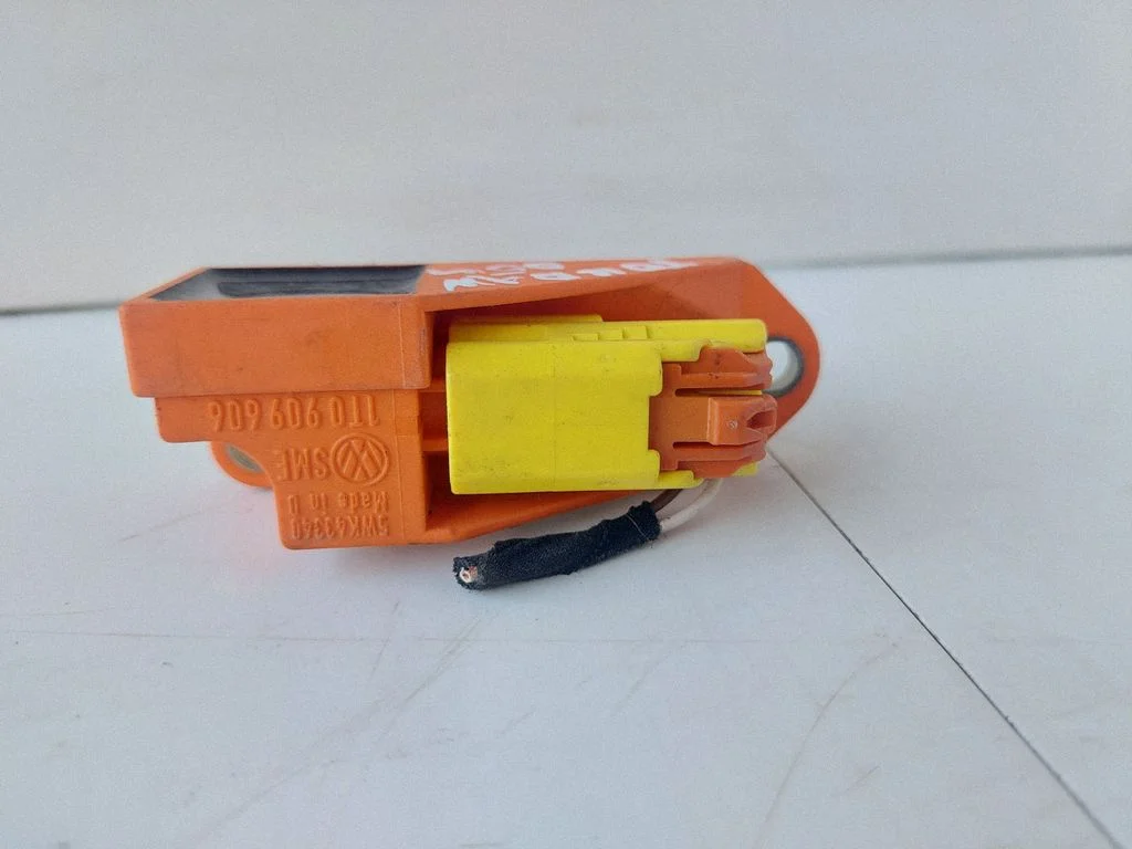Airbag deployment crash/impact sensor 1T0909606