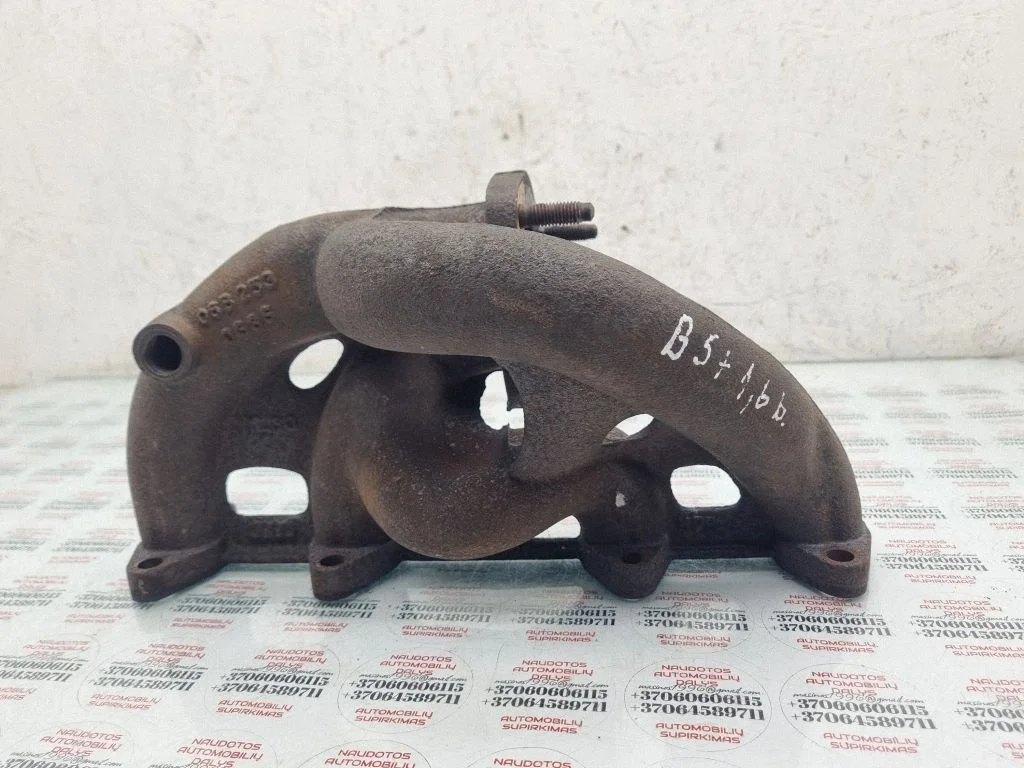 Exhaust manifold – Volkswagen Passat B5.5 (2001-2005)