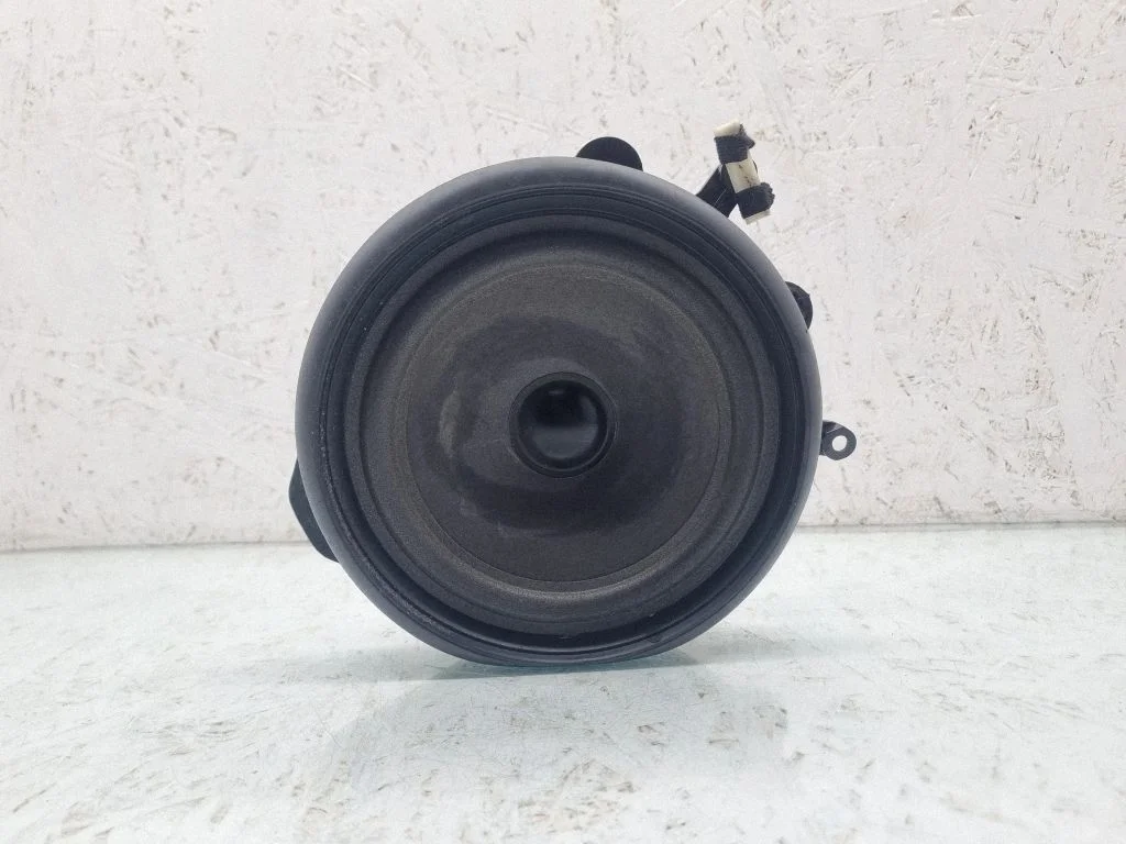 Rear door speaker 8E0035411