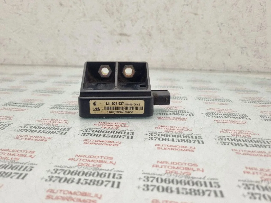 ESP acceleration yaw rate sensor – Volkswagen Golf IV (1998-2005)