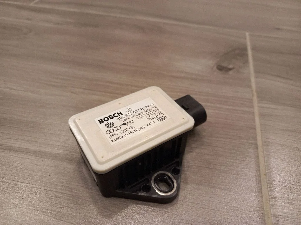 ESP acceleration yaw rate sensor – Audi A6 Allroad C6 (2006-2011)