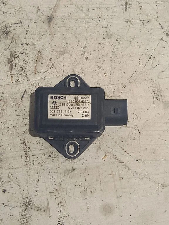 ESP acceleration yaw rate sensor – Volkswagen Passat B5.5 (2001-2005)