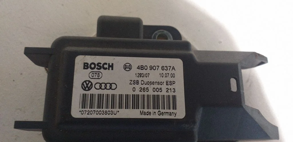 ESP acceleration yaw rate sensor – Volkswagen Passat B5 (1997-2000)
