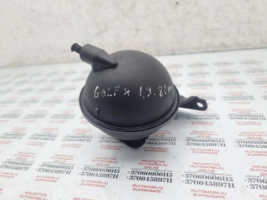 Vacuum air tank – Volkswagen Golf IV (1998-2005)