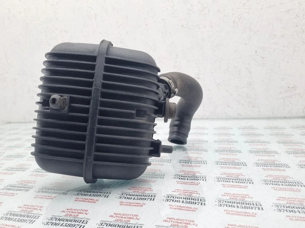 Vacuum air tank – Audi A6 Allroad C5 (1999-2005)