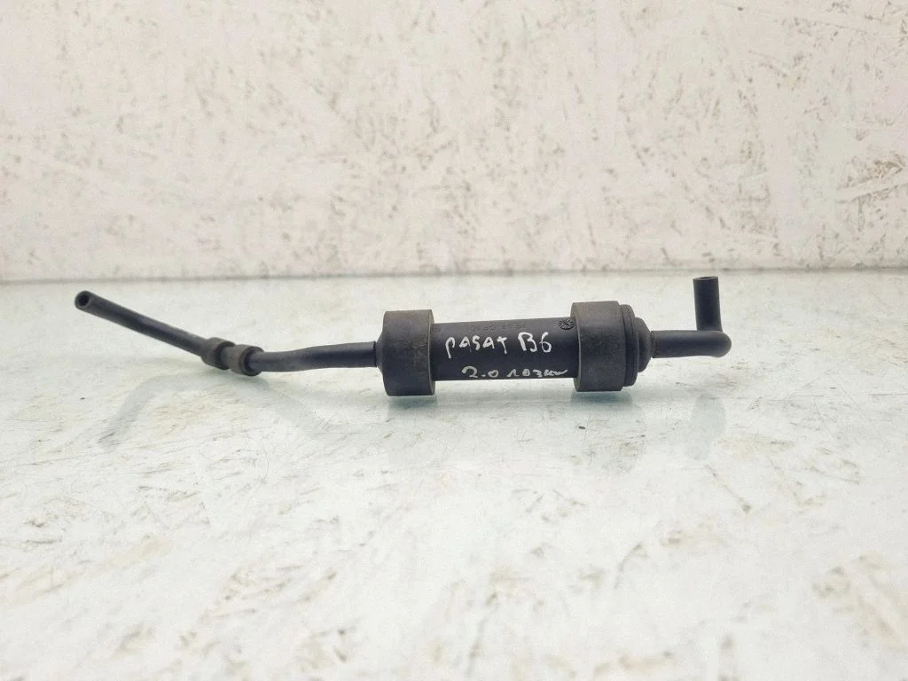 Vacuum air tank – Volkswagen Passat CC (2008-2016)