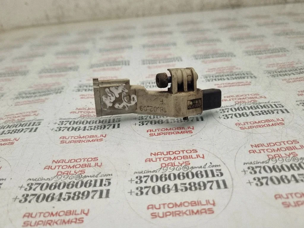 Väntvõlli asendi andur 03G906433A