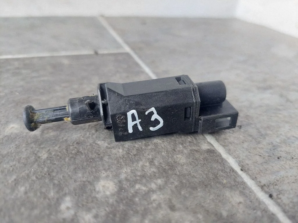 Siduripedaali andur – Audi A3 S3 8L (1996-2003)