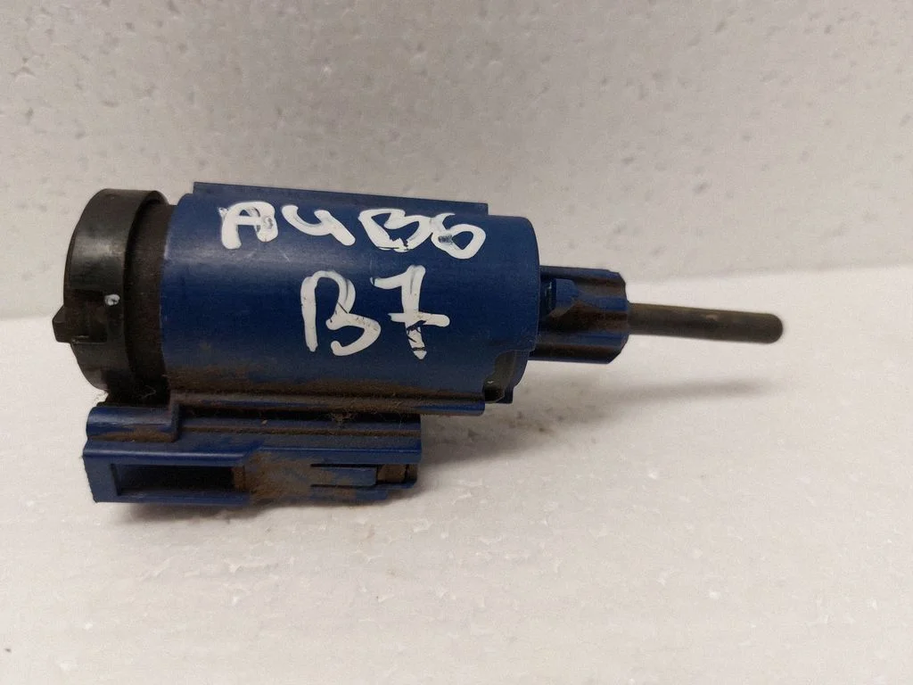 Siduripedaali andur – Audi A4 S4 B6 8E 8H (2001-2005)