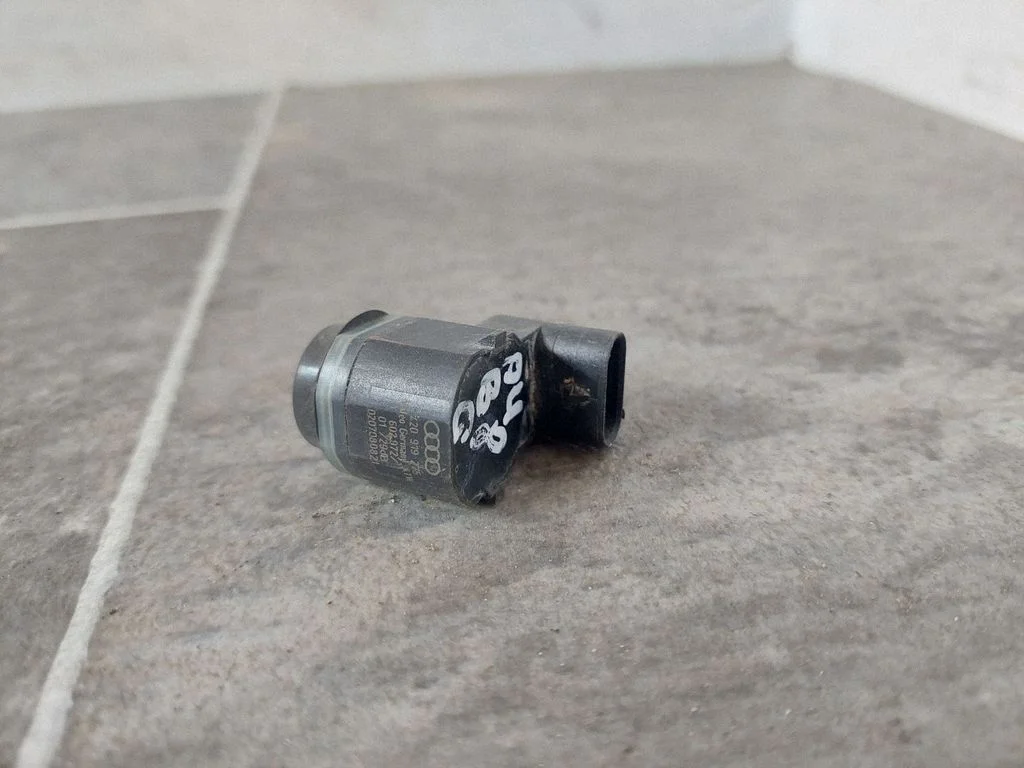 Parking PDC sensor – Audi A4 Allroad B8 (2008-2016)