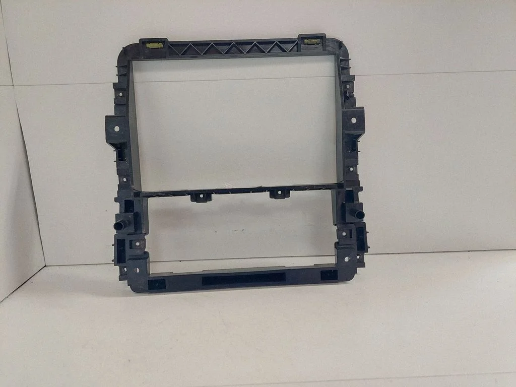 Radio/GPS head unit trim 1T0858005