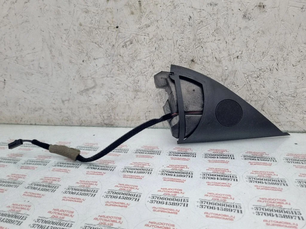 Front door high frequency speaker 7L6837986D