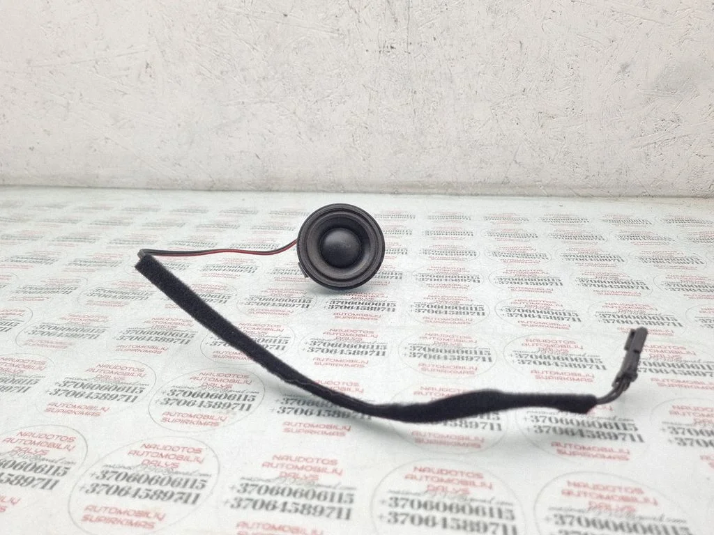 Front door high frequency speaker 7L6035415