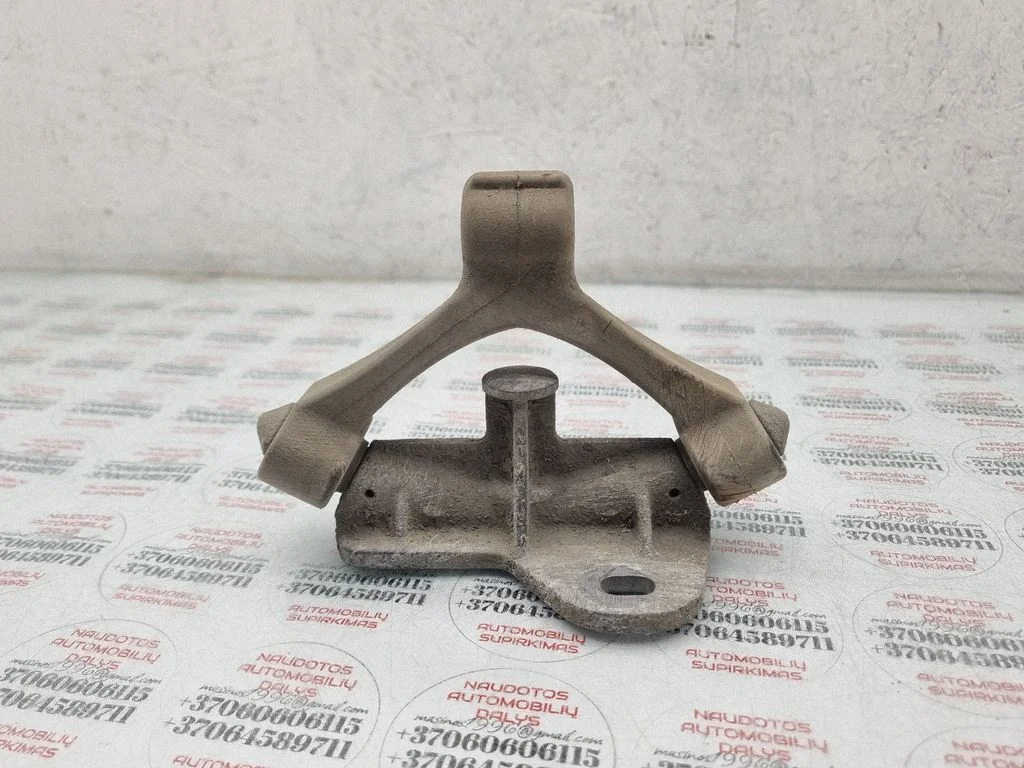 Muffler mount bracket/holder – Seat Exeo (3R) (2008-2013)