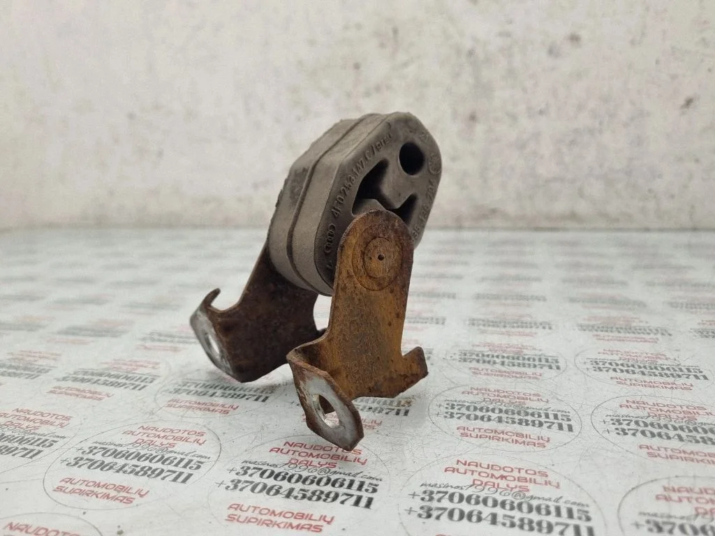 Summuti kinnitus/ hoidik – Audi A6 Allroad C6 (2006-2011)