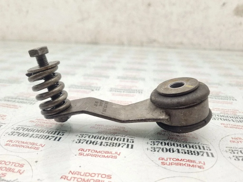 Muffler mount bracket/holder – Seat Exeo (3R) (2008-2013)