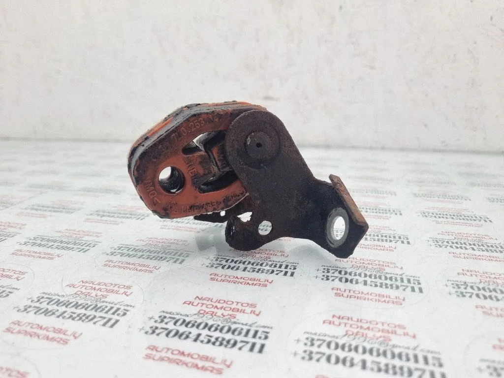 Summuti kinnitus/ hoidik – Audi A6 Allroad C6 (2006-2011)