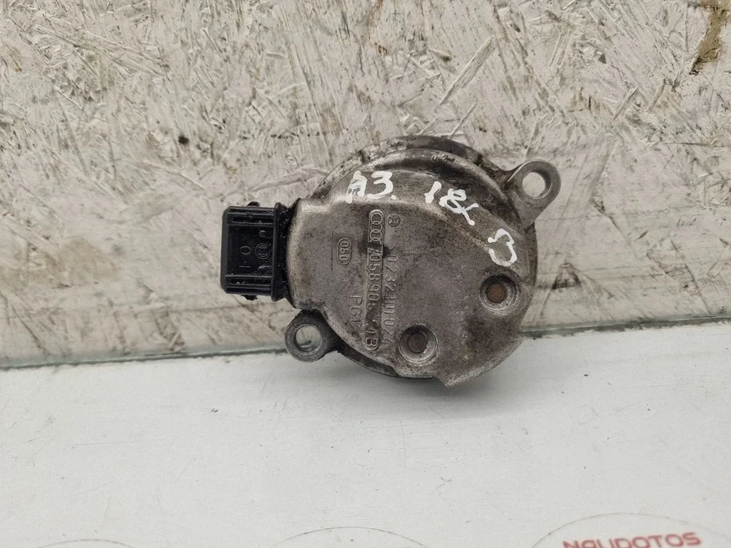 Camshaft position sensor – Audi A3 S3 8L (1996-2003)