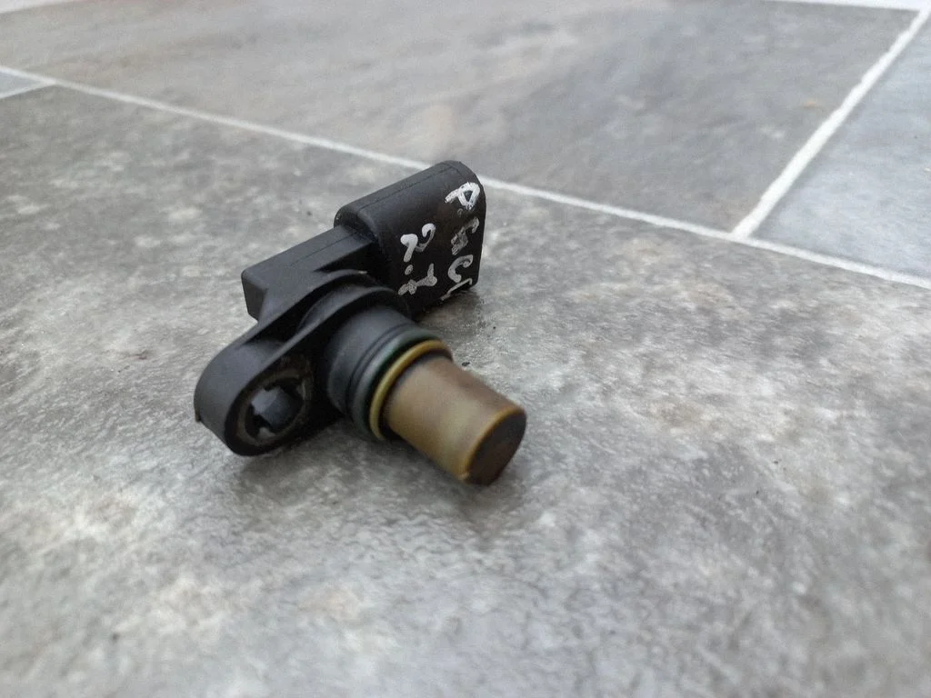 Camshaft position sensor – Audi A6 Allroad C6 (2006-2011)