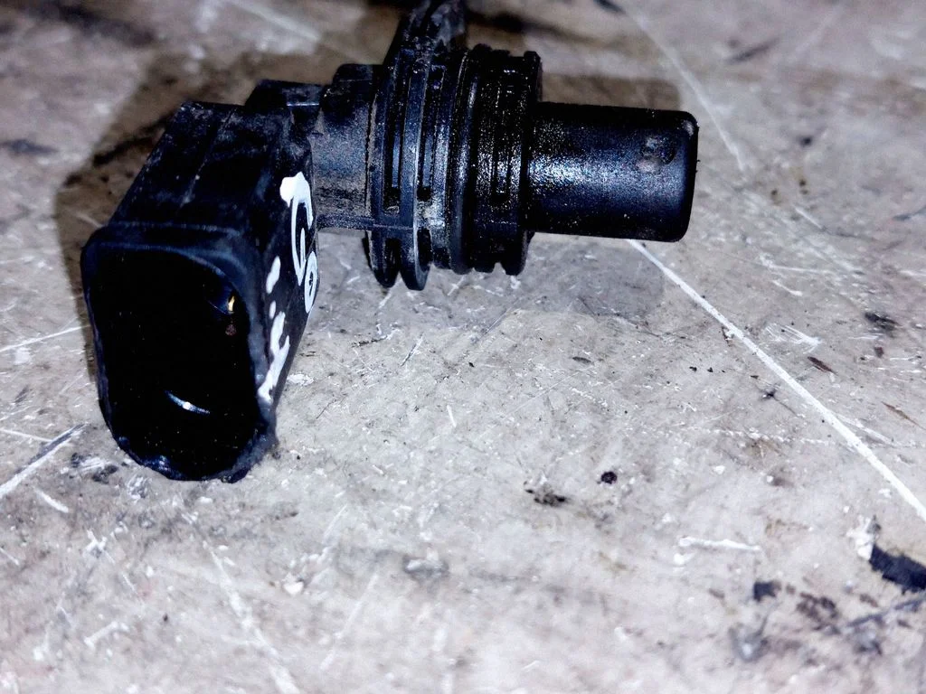Camshaft position sensor 036907601D