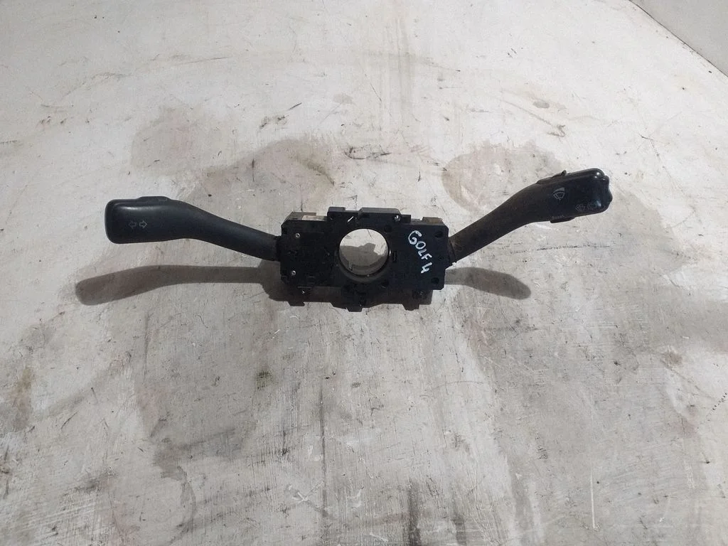 Indicator stalk – Volkswagen Golf IV (1998-2005)