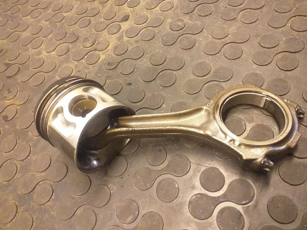 Kolb koos kepsuga 095F