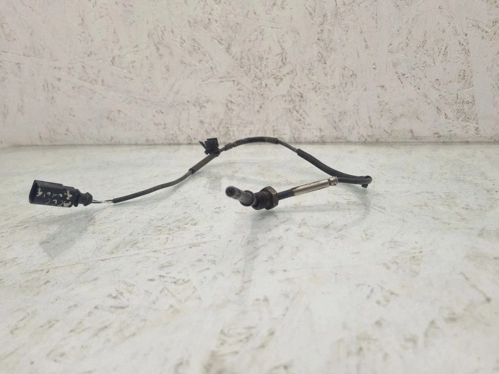 Exhaust gas temperature sensor 038906088D
