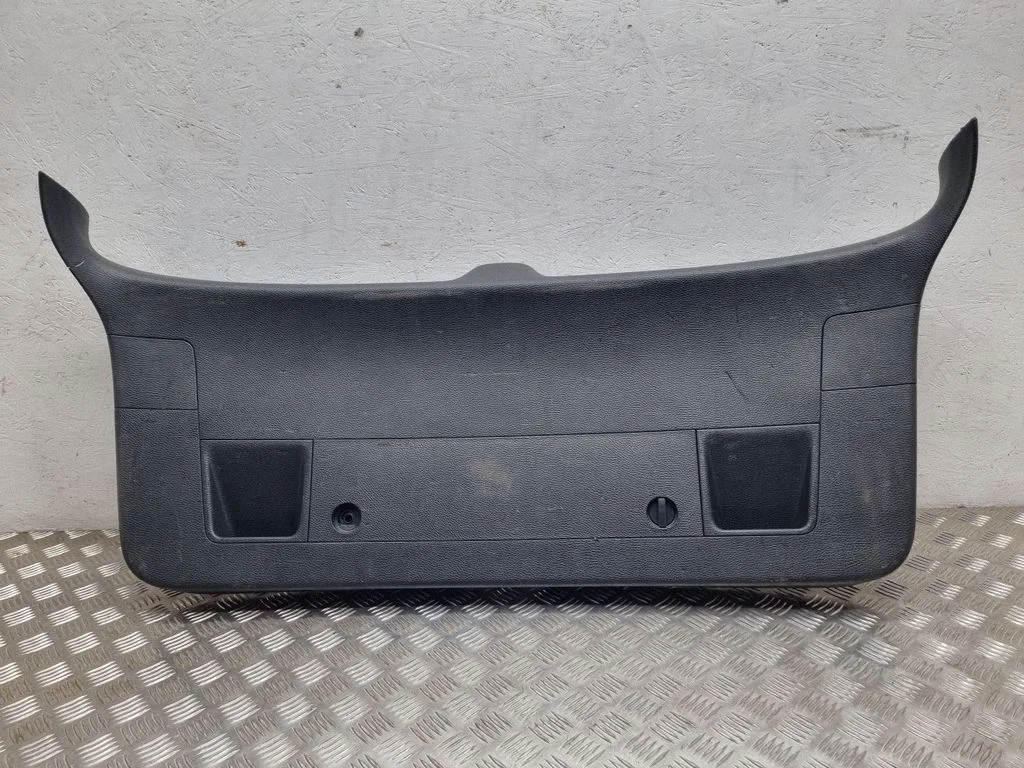 Listwa klapy bagażnika 3C9867748