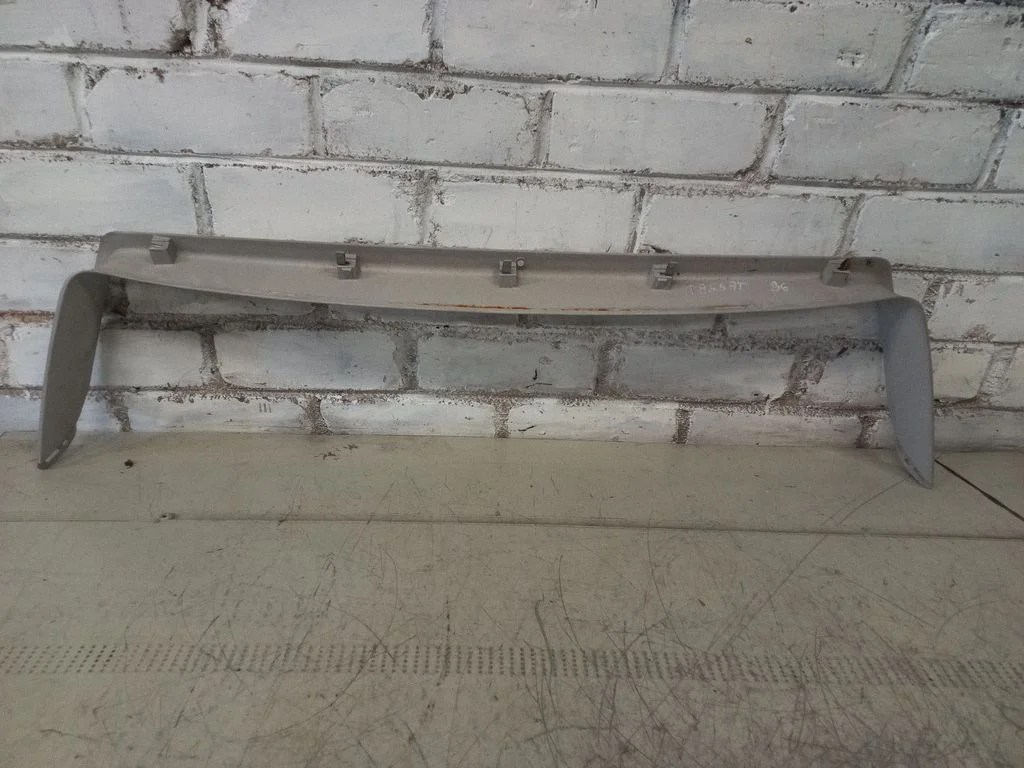 Listwa klapy bagażnika 3C9867603A