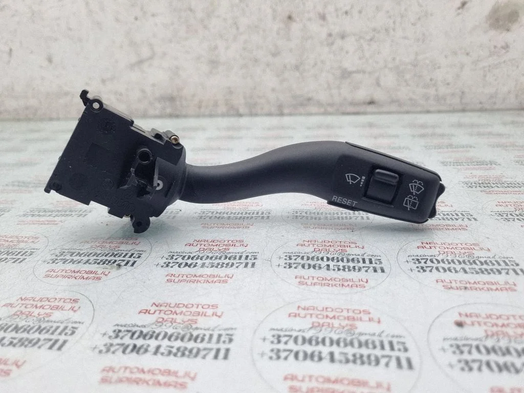Wiper control stalk – Audi A4 S4 B7 8E 8H (2005-2008)