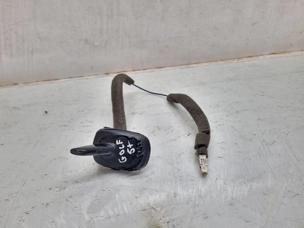 Aerial GPS antenna 6Q0035575A