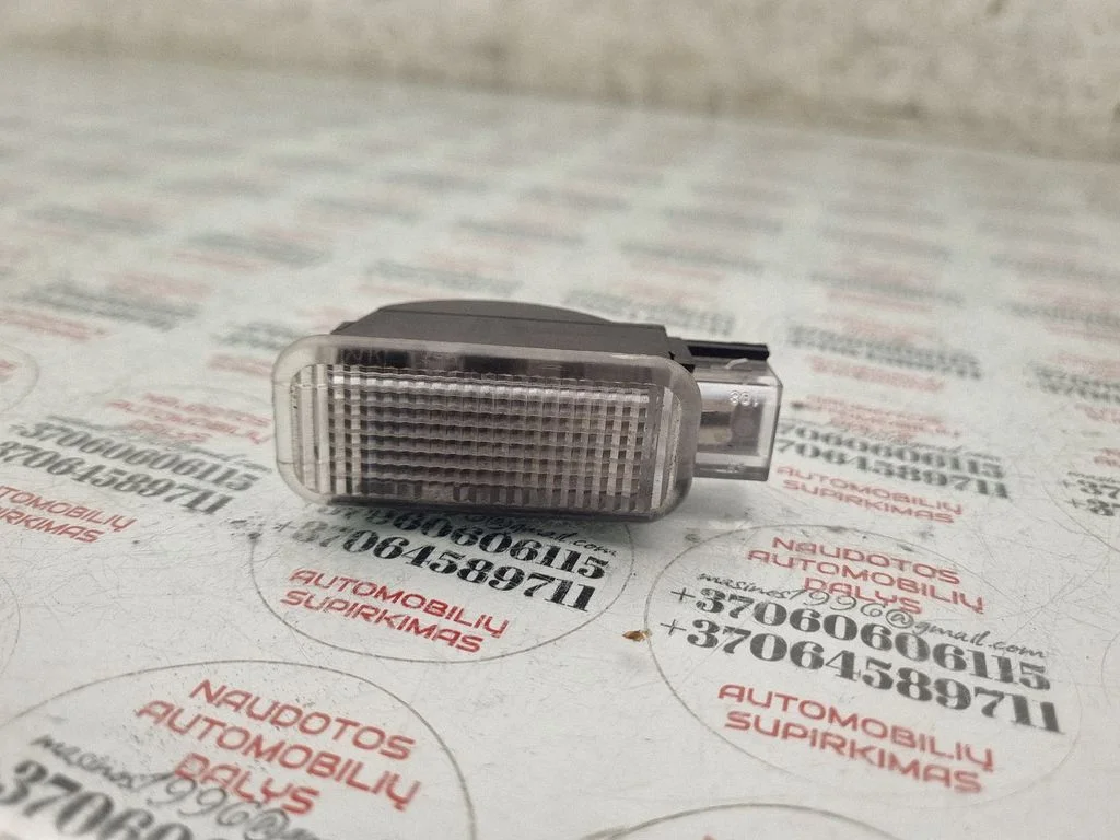 Other interior light – Audi Q7 4L (2005-2015)