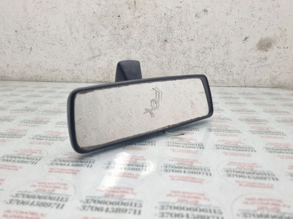 Rear view mirror (interior) 012038