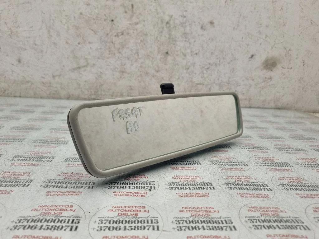 Rear view mirror (interior) 014022
