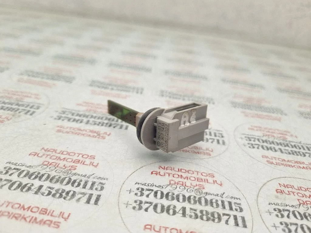 Salona temperatūras sensors 3D0907543A