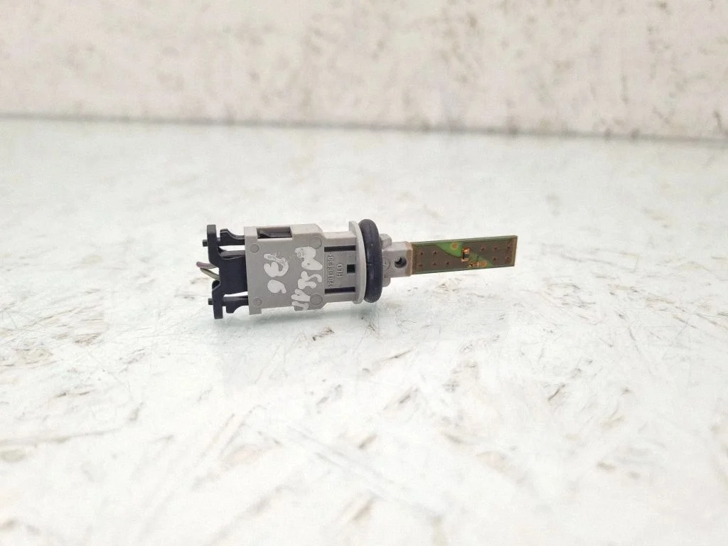 Interior temperature sensor 1K0907543E