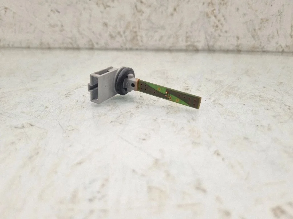 Interior temperature sensor 4B0820539