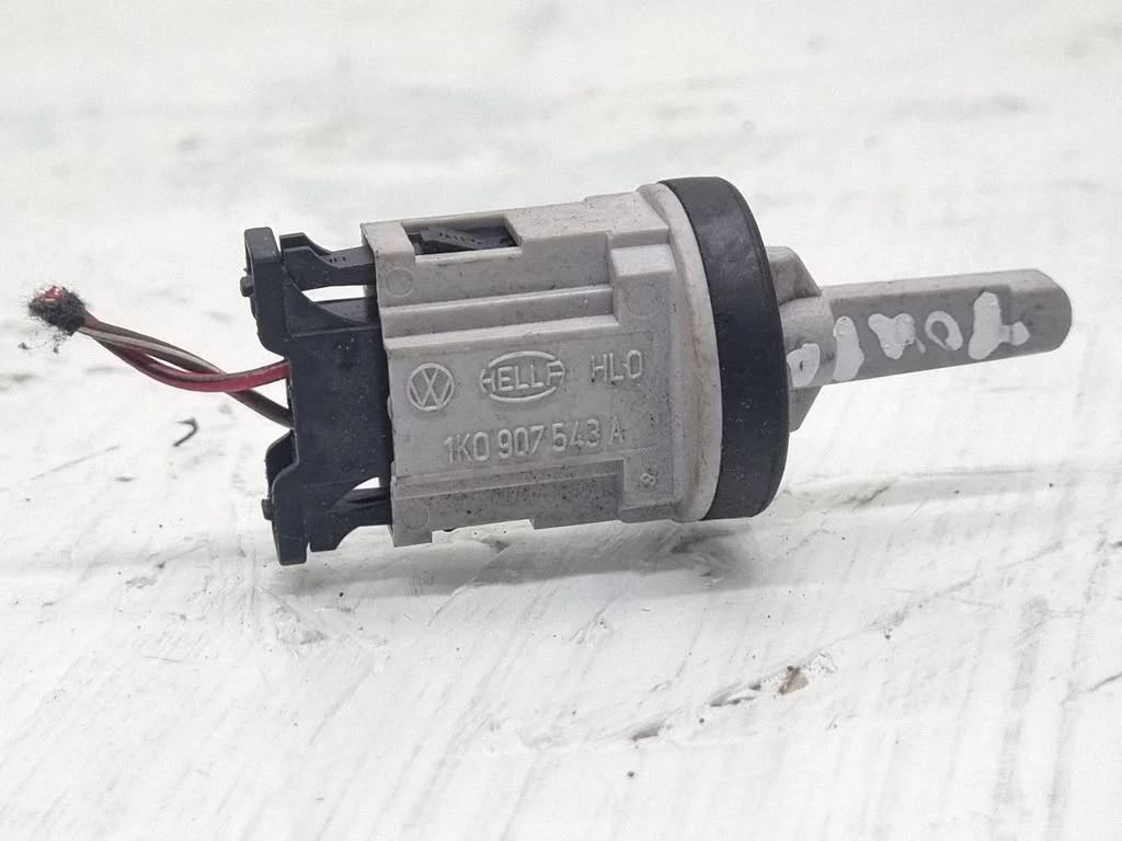 Interior temperature sensor – Volkswagen Touran I (2003-2010)