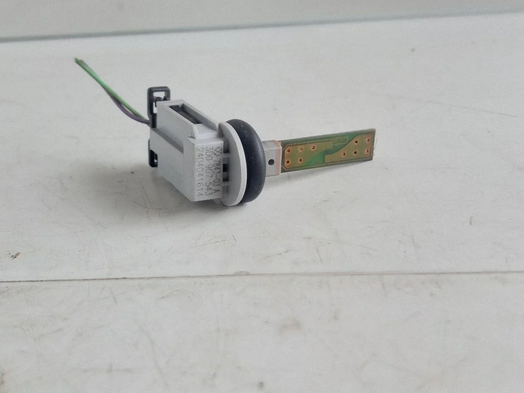 Interior temperature sensor – Skoda Octavia Mk2 (1Z) (2004-2013)