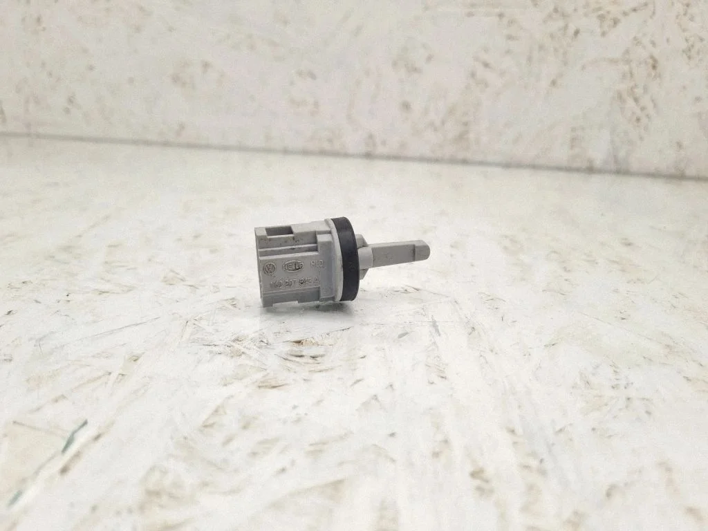 Interior temperature sensor – Audi A3 S3 8P (2003-2012)