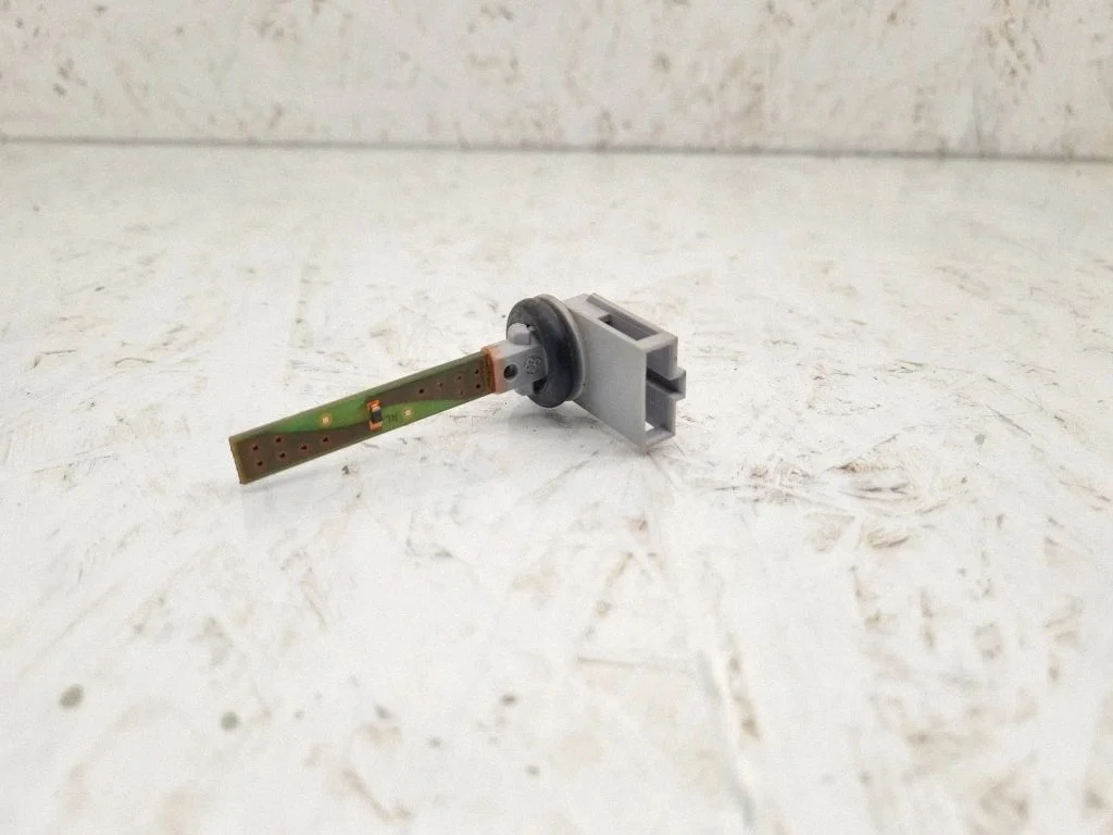 Interior temperature sensor – Audi A3 S3 8P (2003-2012)