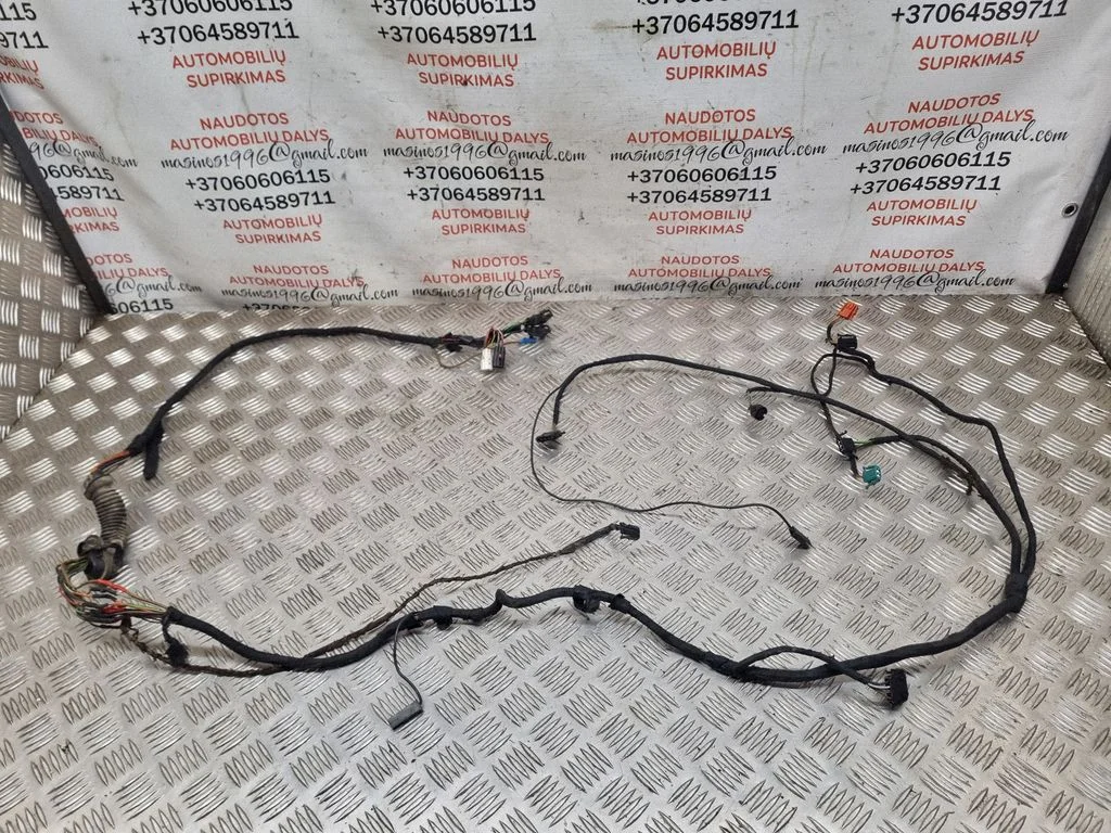 Tailgate/trunk wiring harness