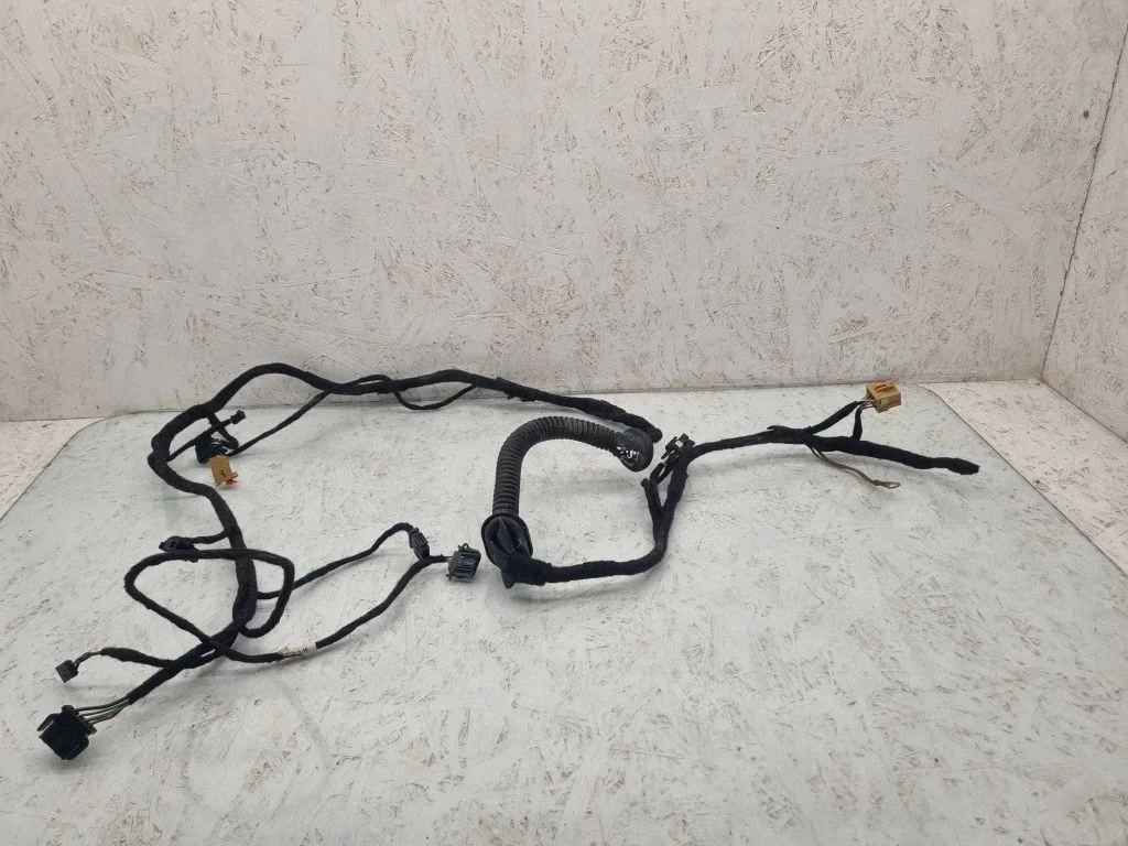 Pakiruumiluugi juhtmestik – Audi A3 S3 8P (2003-2012)