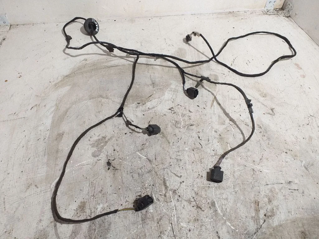 Parking sensor (PDC) wiring loom – Skoda Octavia Mk2 (1Z) (2004-2013)
