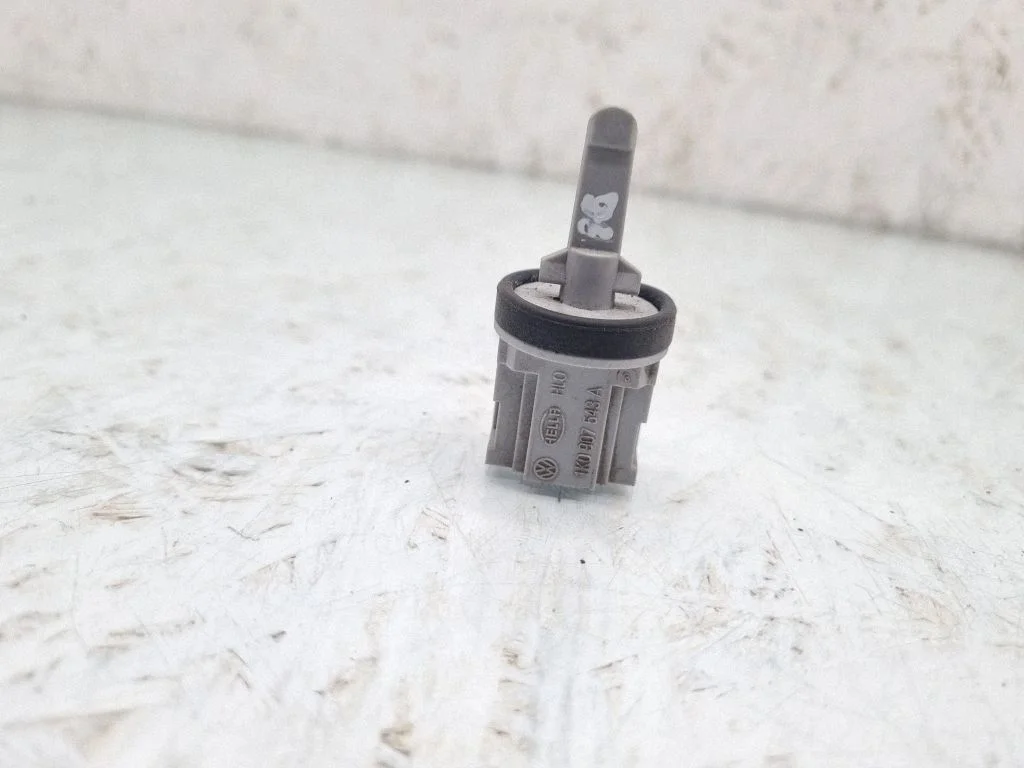 Interior temperature sensor – Volkswagen Passat B6 (2005-2010)