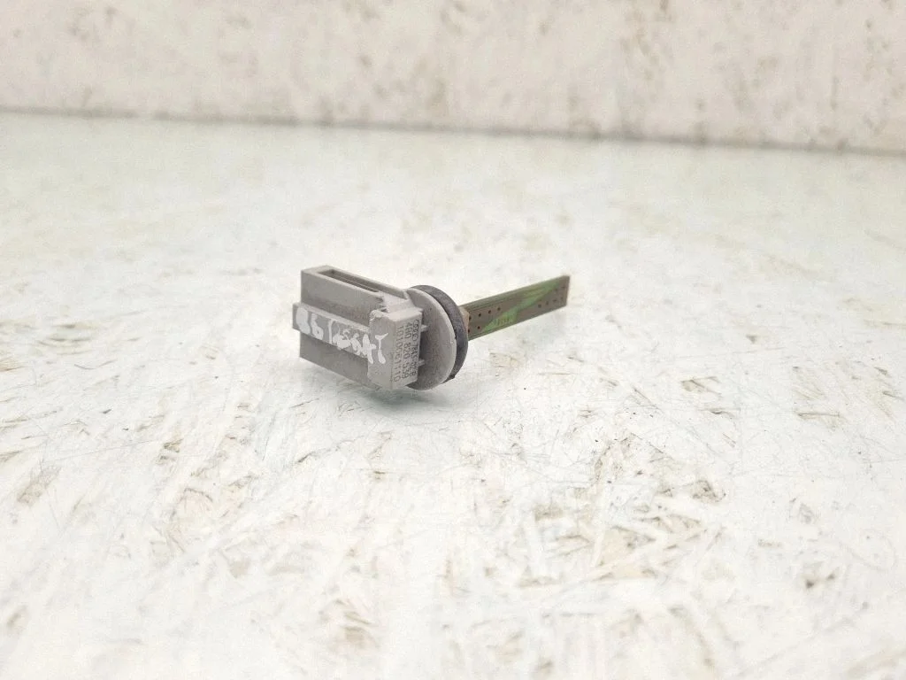 Interior temperature sensor – Volkswagen Passat B6 (2005-2010)
