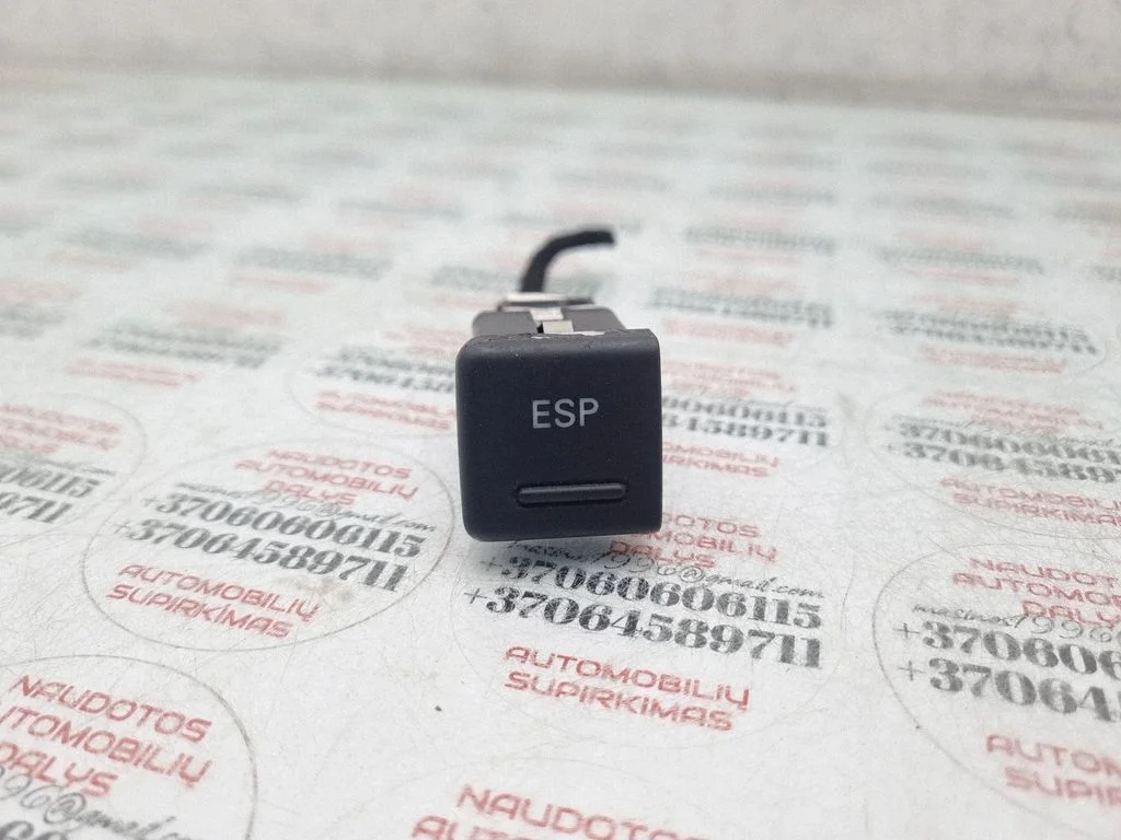 ESP (stability program) switch – Seat Exeo (3R) (2008-2013)