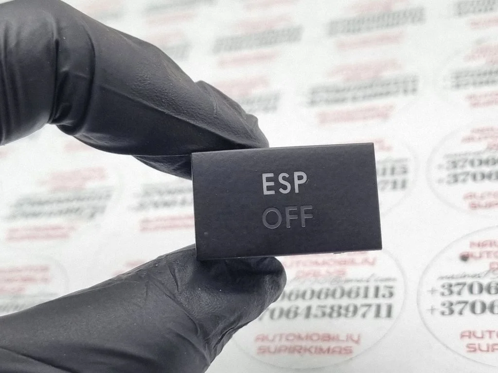 ESP (stability program) switch – Volkswagen Touran I (2003-2010)