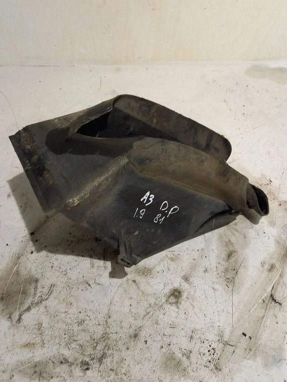 Intercooler air channel guide – Audi A3 S3 8L (1996-2003)